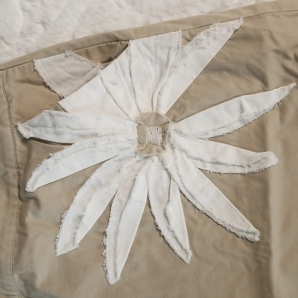 BODEN SKIRT - Picture 5 of 11